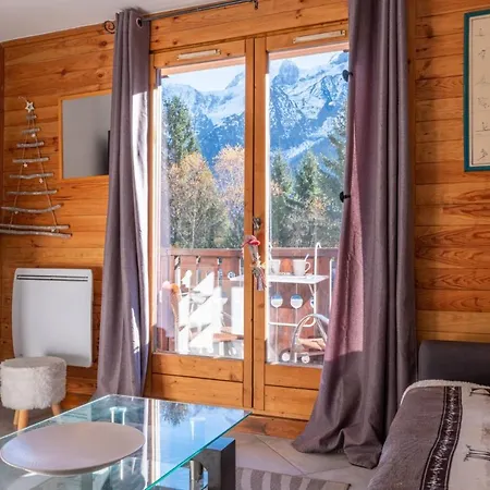 Near Des Chavants Superb View Apartment