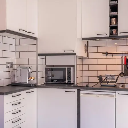 Apartment Near Des Chavants Superb View *